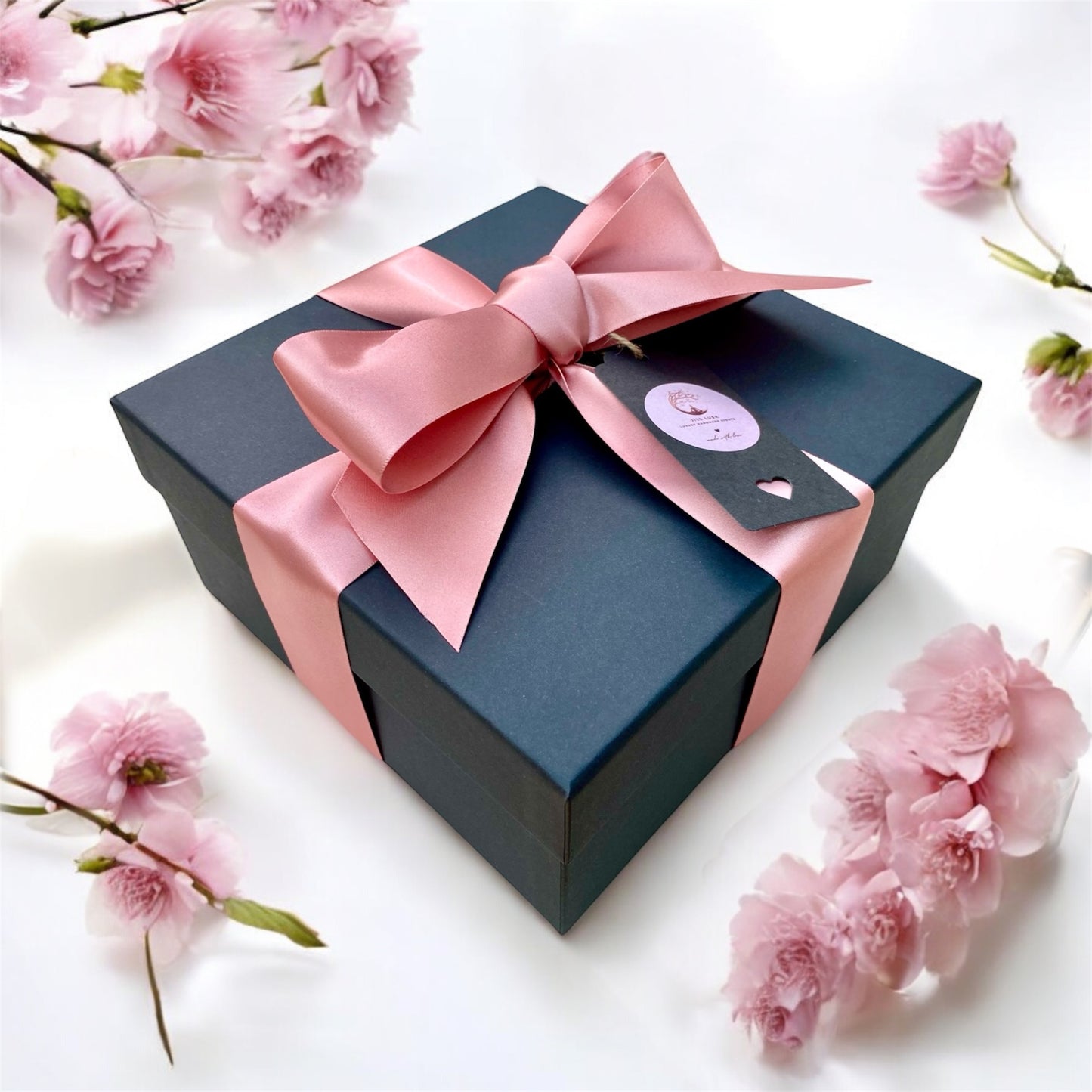 Candle & Diffuser Gift Box - White Candle & Clear Diffuser