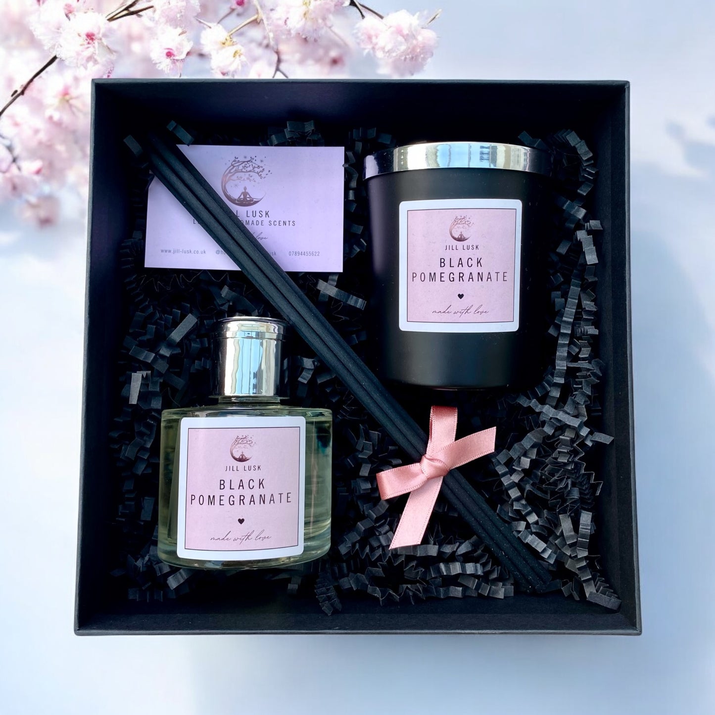 Candle & Diffuser Gift Box - Black Candle & Clear Diffuser