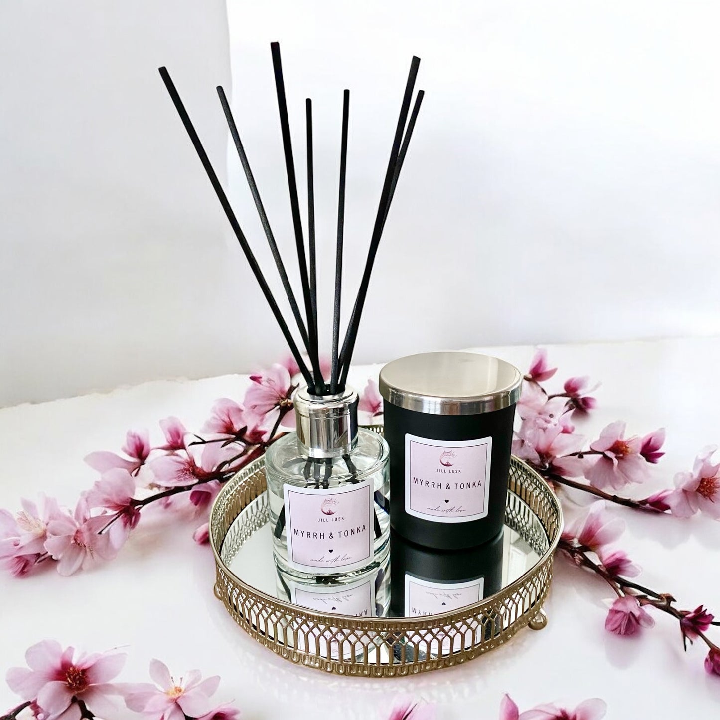 Candle & Diffuser Gift Box - Black Candle & Clear Diffuser