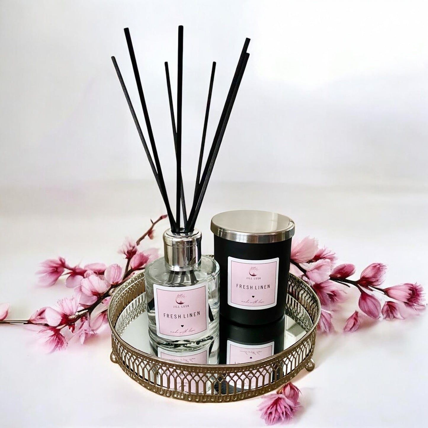 Candle & Diffuser Gift Box - Black Candle & Clear Diffuser