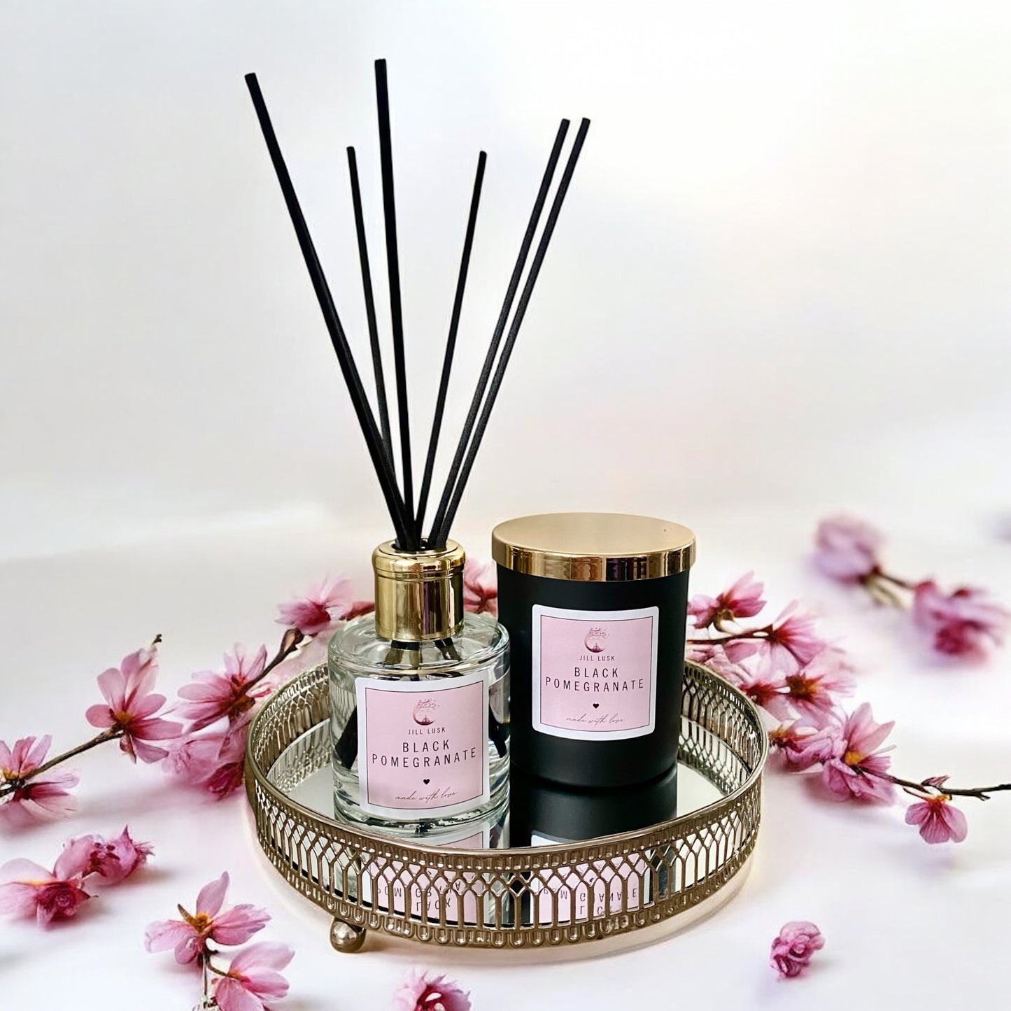 Candle & Diffuser Gift Box - Black Candle & Clear Diffuser