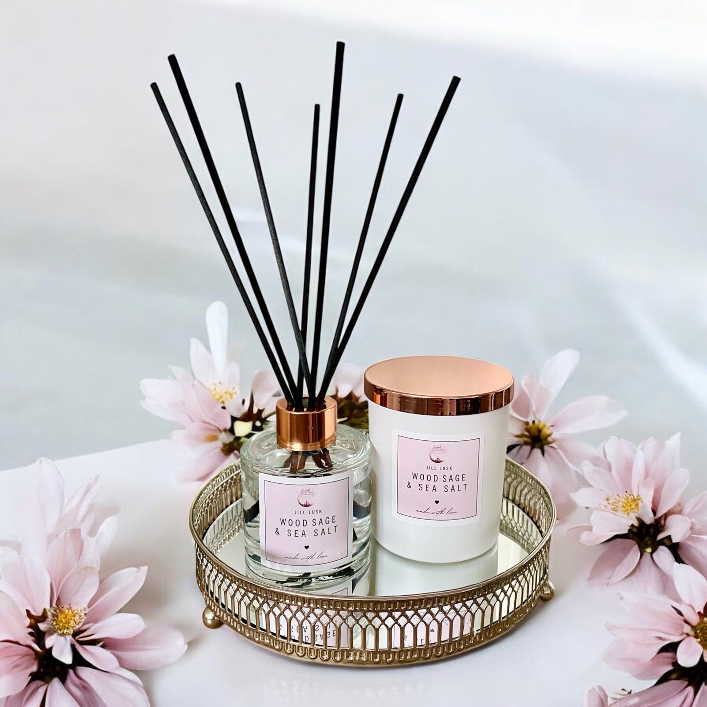 Candle & Diffuser Gift Box - White Candle & Clear Diffuser