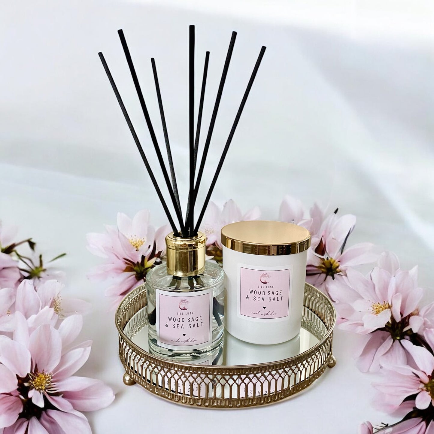 Candle & Diffuser Gift Box - White Candle & Clear Diffuser