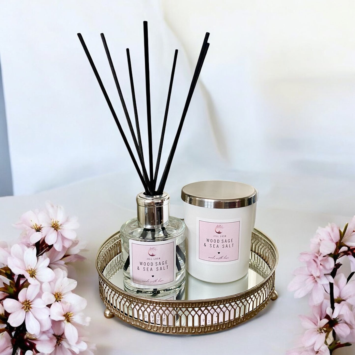 Candle & Diffuser Gift Box - White Candle & Clear Diffuser