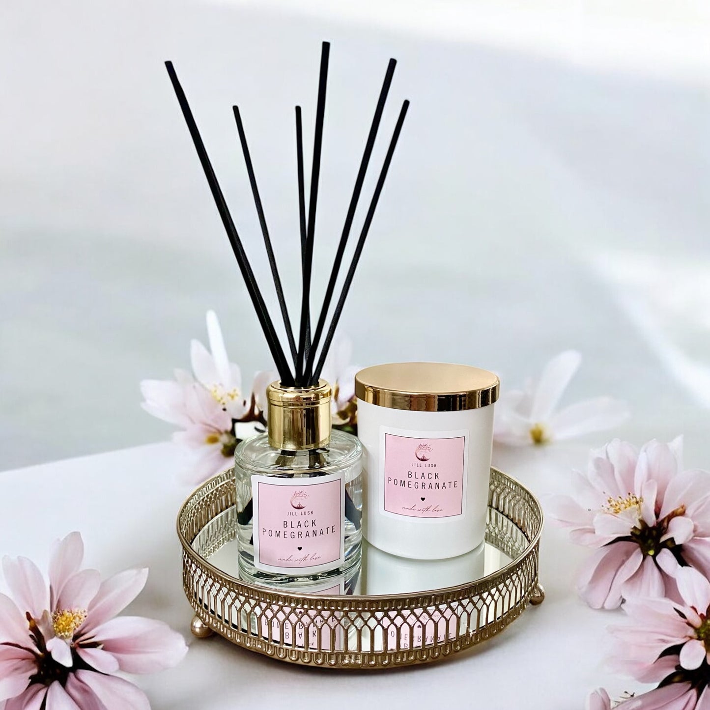 Candle & Diffuser Gift Box - White Candle & Clear Diffuser