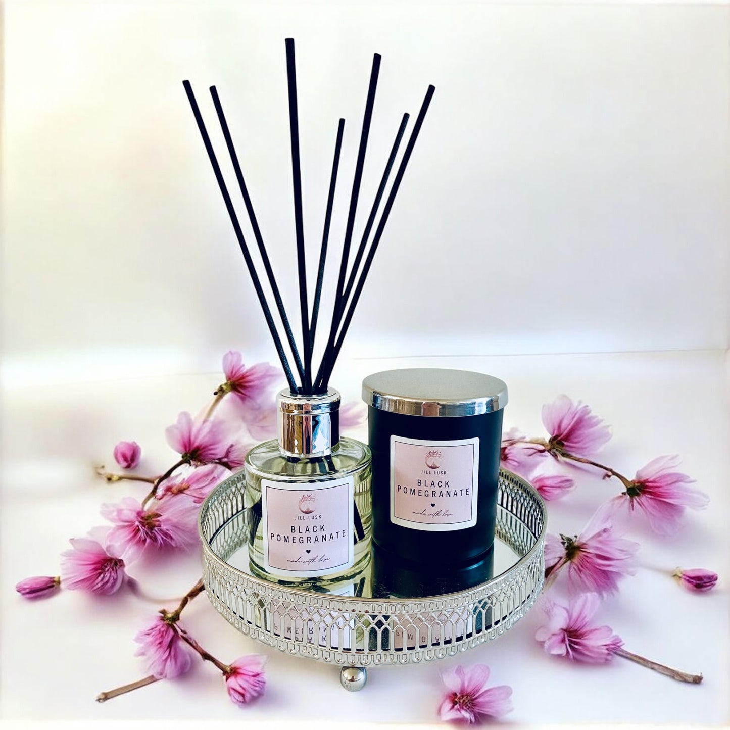 Candle & Diffuser Gift Box - Black Candle & Clear Diffuser